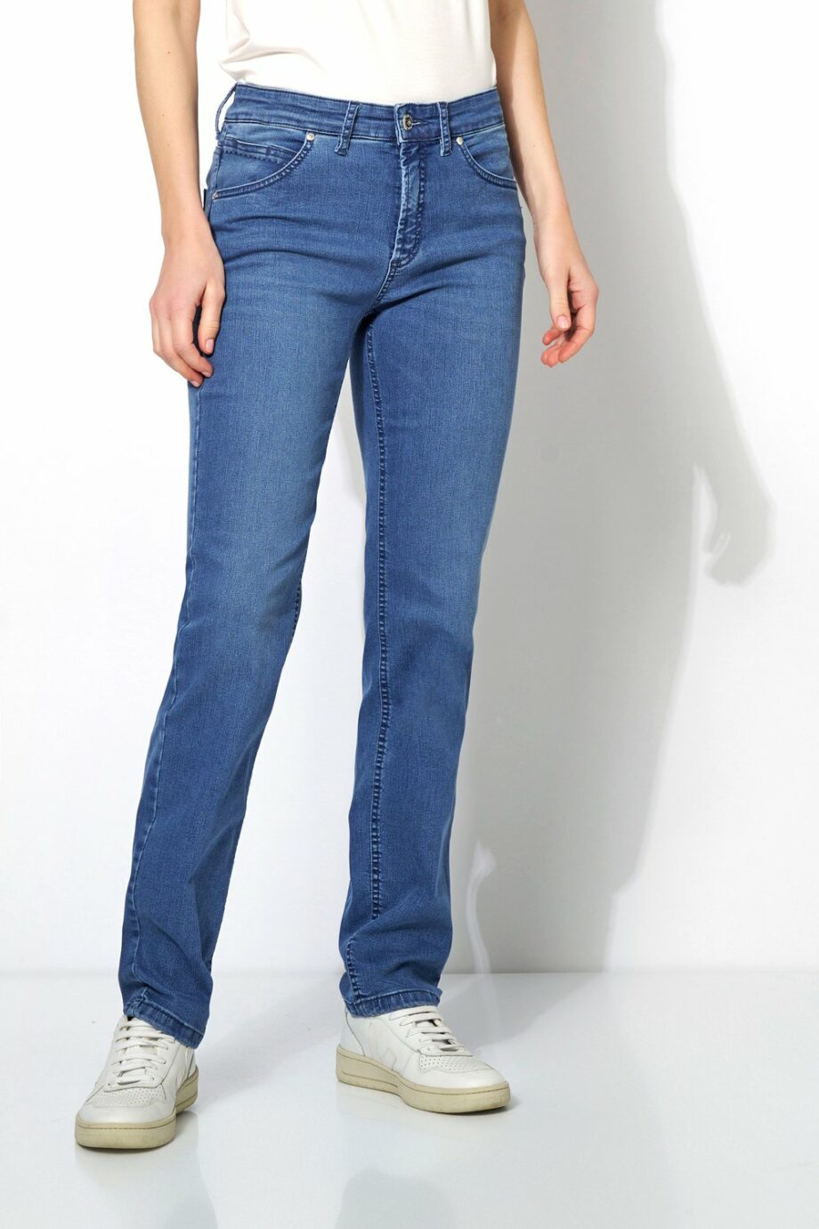 ② CCNT Denim jeans bleu taille 36 délavé moustache pré-déchiré - Jeans