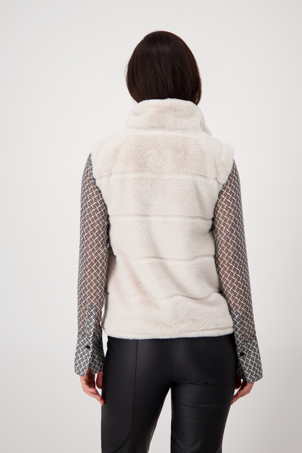 MONARI Weste - 42 - Fellweste Damen & Herren - Kuscheliger Komfort Mit Reißverschluss - Regular Fit - 100% Polyester