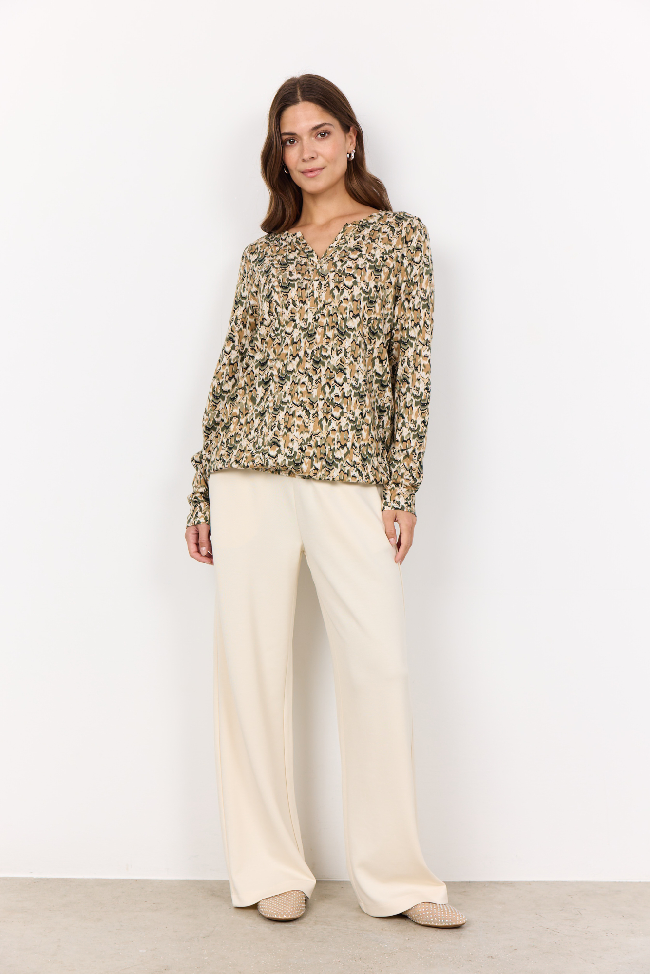 SOYACONCEPT Damenbluse mit Alloverprint Felicity in c dark olive combi