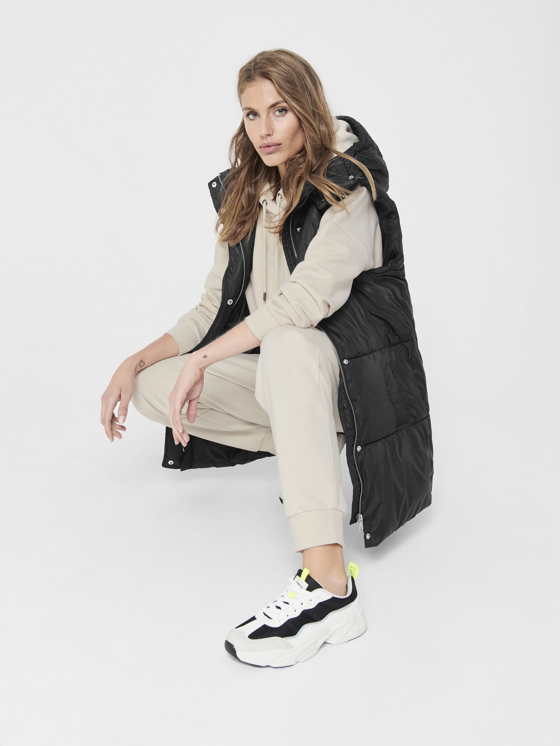 ONLY Lange Steppweste mit Kapuze