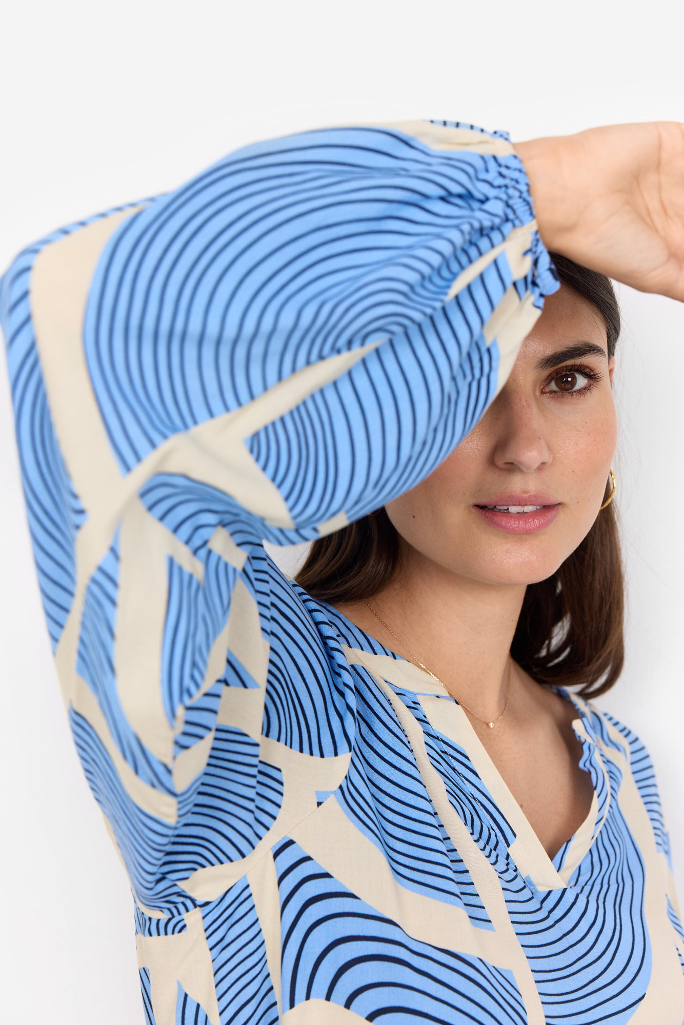 SOYACONCEPT Damen Viscose-Bluse mit V-Ausschnitt Olivera