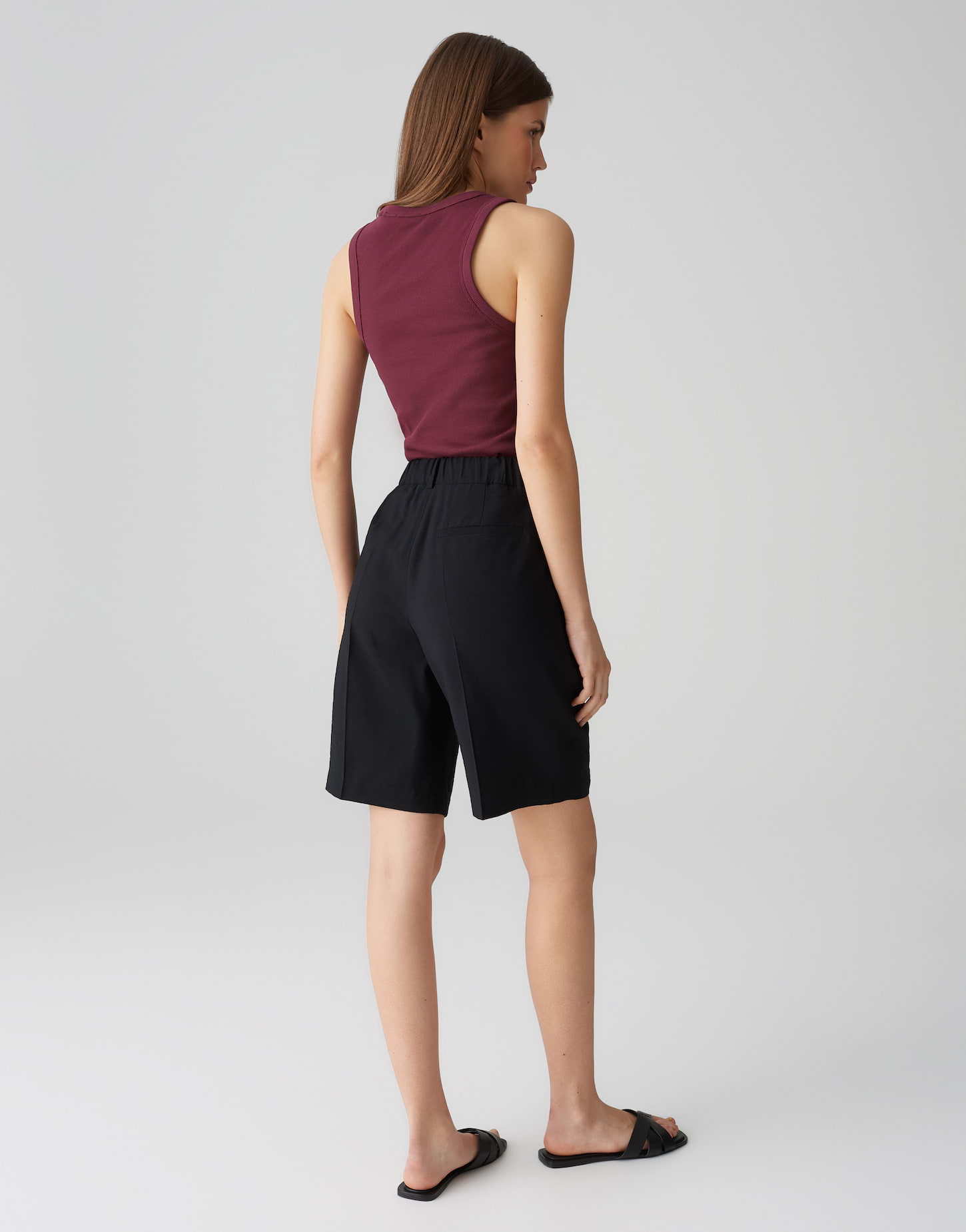 OPUS Damen Bermuda Maiga schwarz mit Bundfalten & weitem Bein