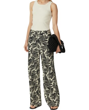 s.Oliver Damen Jerseyhose Relaxed Fit – Alloverprint weiß/schwarz, bequem