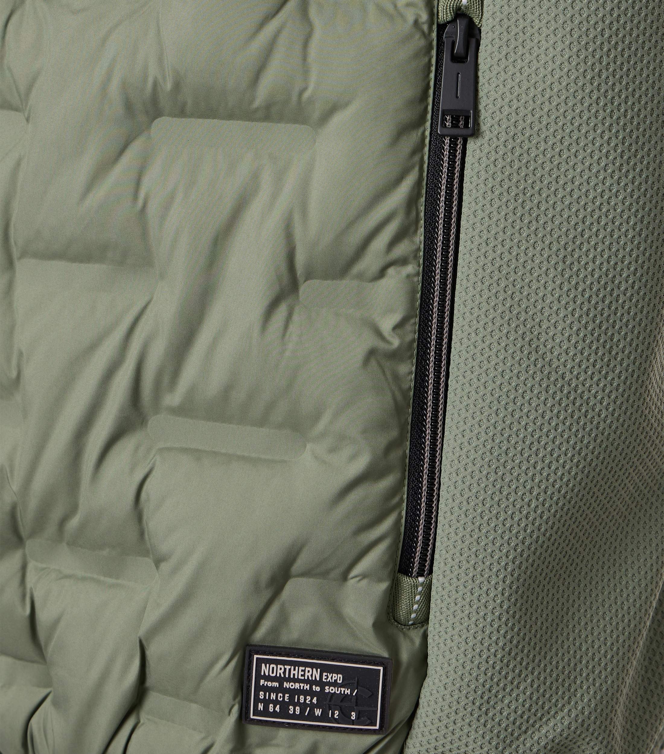 CASAMODA Herren Steppweste grün mit Sorona-Füllung wasser- und windabweisend