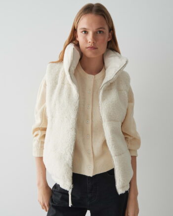 OPUS Damen Weste Wendera offwhite wendbar mit Teddyfell & Stehkragen