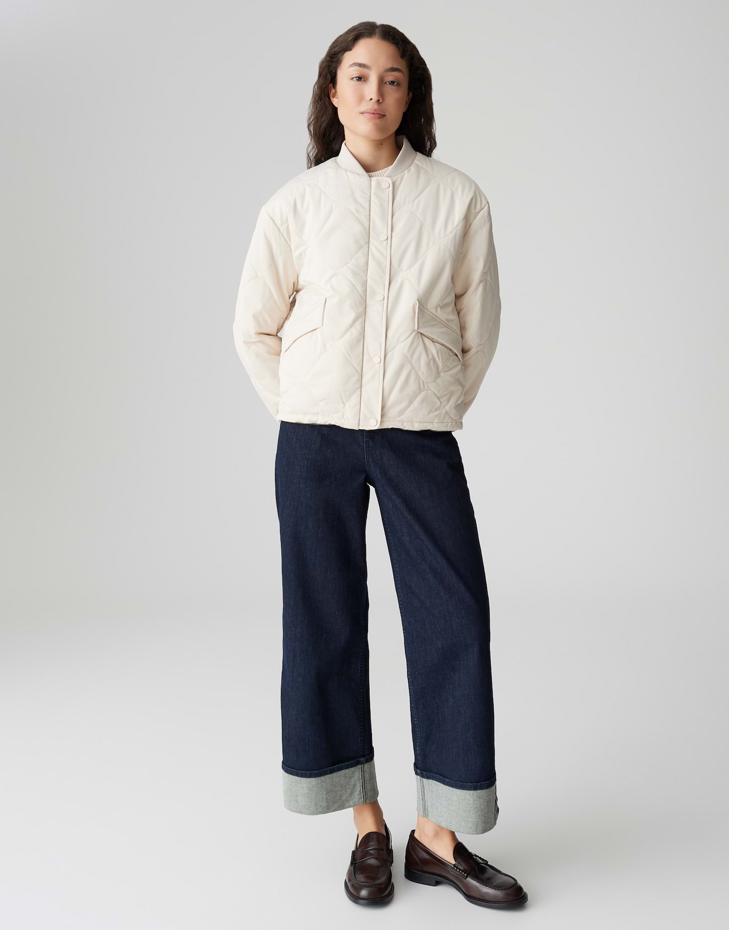 OPUS Damen Wendejacke Hailinu offwhite und schwarz mit Blousonkragen