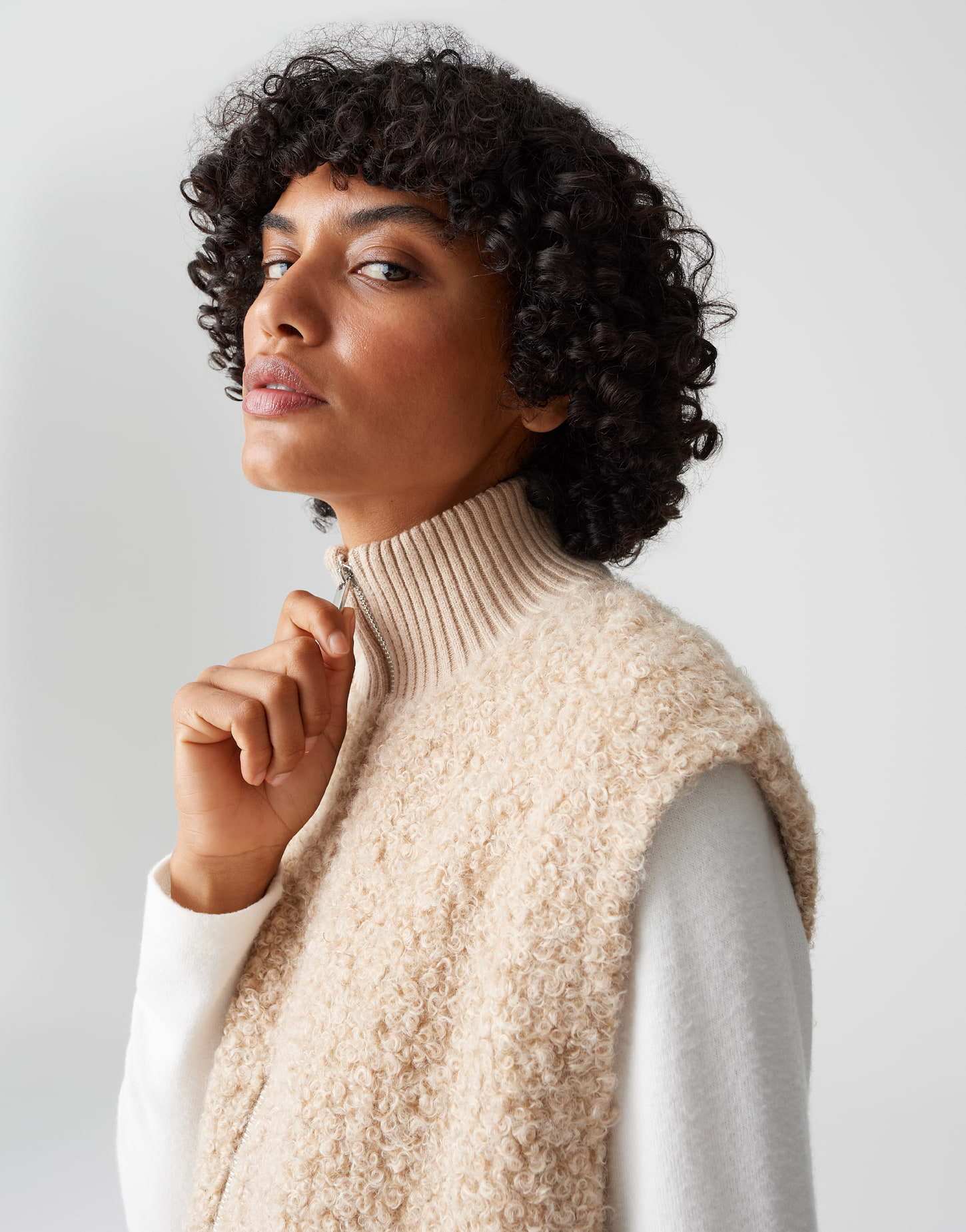 OPUS Damen Sweatweste GULUNI in Bouclé-Optik macadamia beige