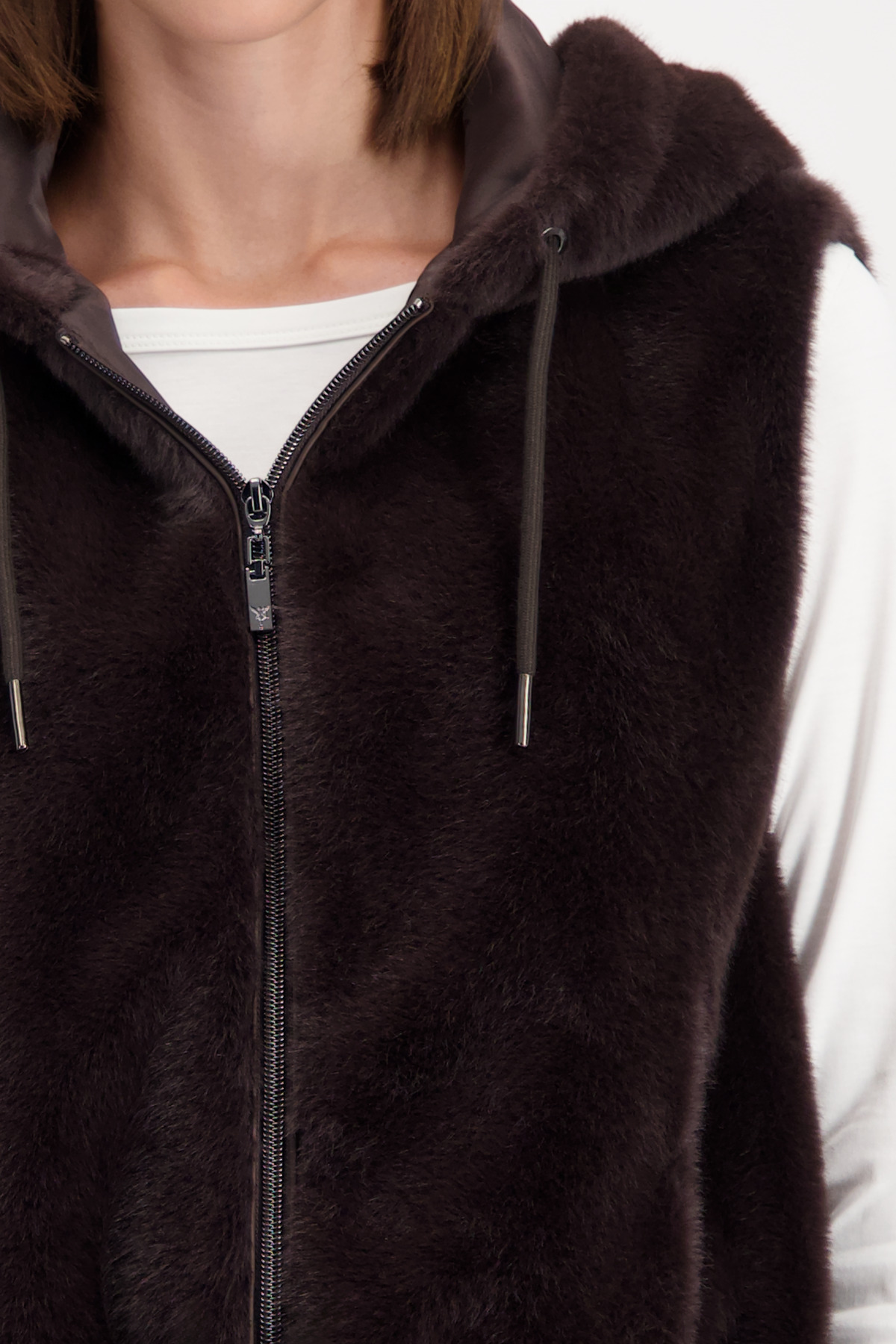 MONARI Damen Fake-Fur Weste mit Kapuze in braun